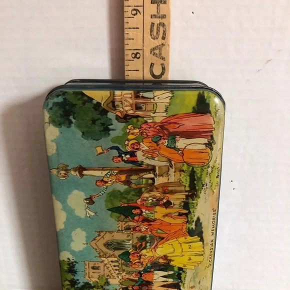 Vtg Candy Tin Dickensian  Memories - Picture 10 of 10